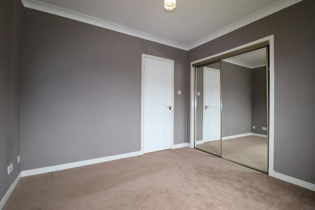 Longdales Court, Falkirk, Falkirk photo 5