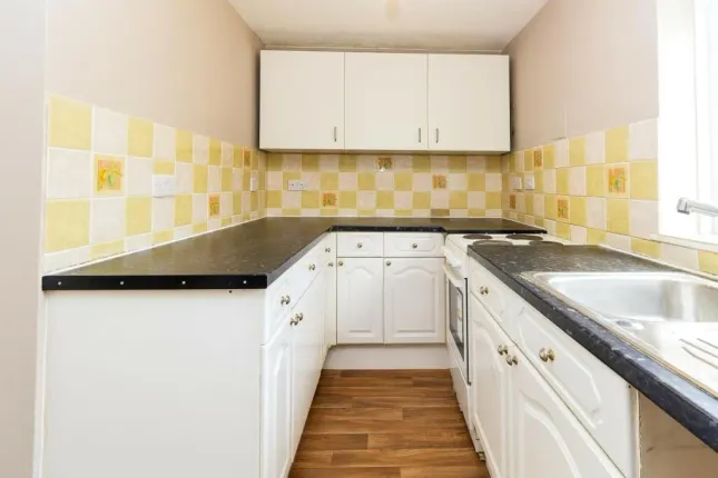 26, Warren Bank, Milton Keynes photo 5