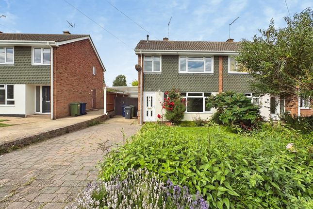 3-bed house on 4, Pound Road, Huntingdon, £200,000