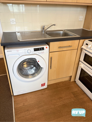 Flat 2, 70 Kimberworth Road, Rotherham photo 4