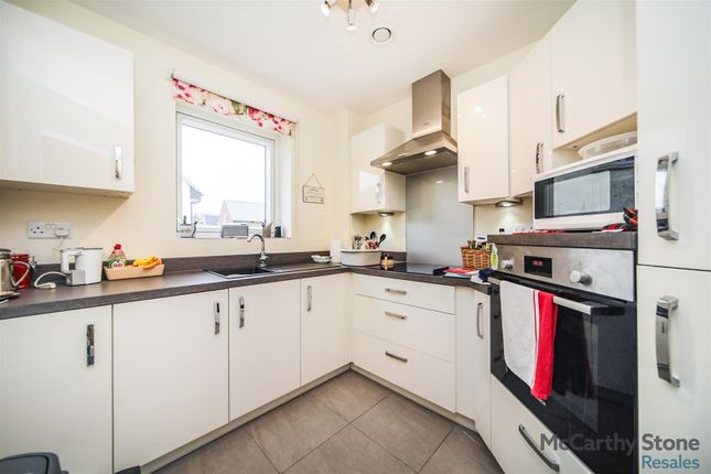 9 Tyefield Place, High Street, Hadleigh photo 4