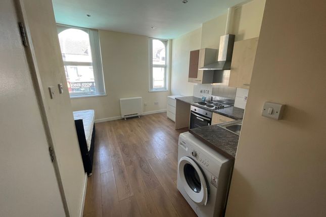 Studio to rent in Borough Road, Middlesbrough