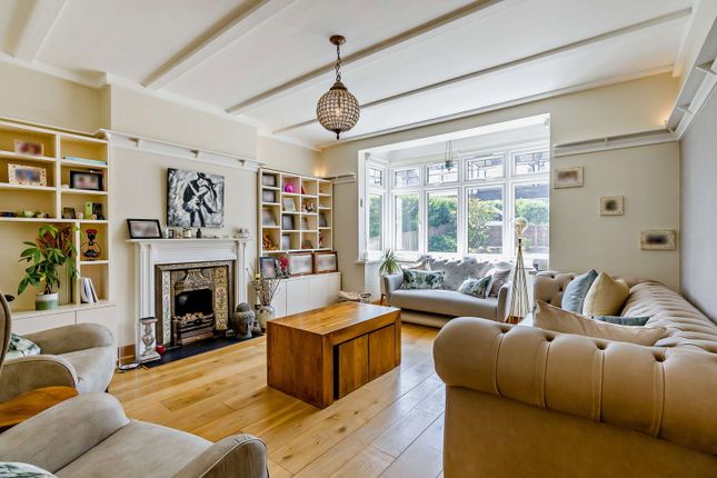 81, Love Lane, Pinner photo 2