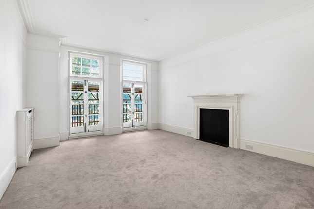 Flat 69,, Coleherne Court, London photo 2