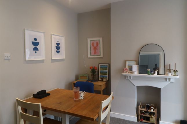 10, Kellett Road, London photo 3