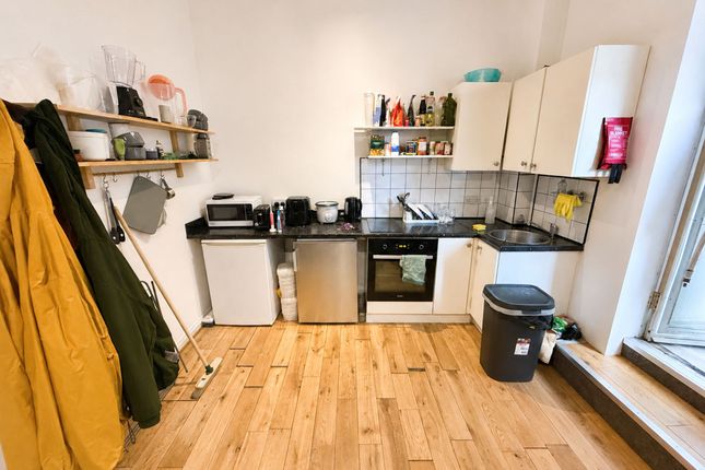 Garage Room, 85, Stackpool Road, Bristol photo 3