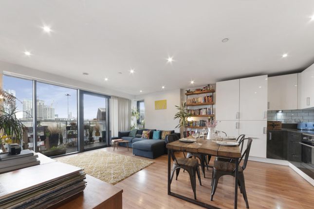 Flat for sale in Horizons Tower, 1 Yabsley Street