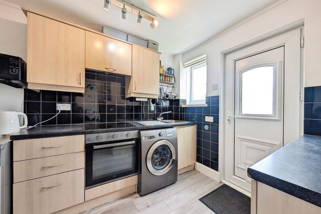 18, Dunure Street, Coatbridge photo 3