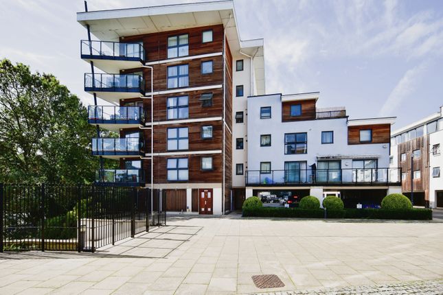 Flat for sale in Clifford Way, Maidstone, Kent