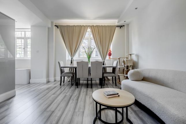 6, Chatsworth Court, Pembroke Road, London photo 3
