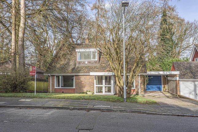 Thumbnail Detached house to rent in Heathermount Drive, Edgcumbe Park, Crowthorne