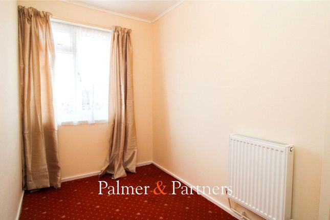 12, Buick Avenue, Clacton On Sea photo 5