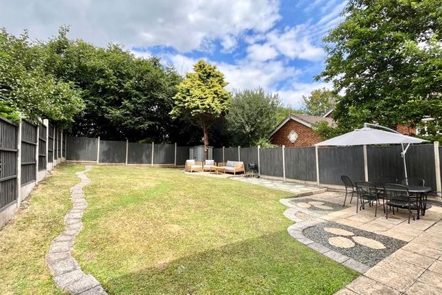 49, Redstart Road, Chard photo 4