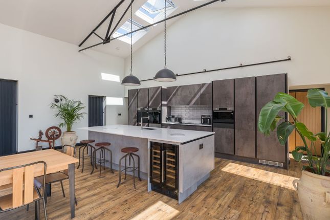 The Old Boiler Barn, The Drive, Riseley, Bedfordshire photo 4