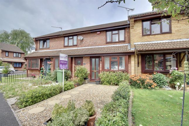 Thumbnail Terraced house for sale in Honeywood Close, Portsmouth