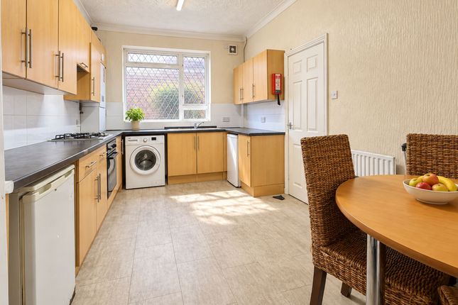 153 Alma Road, Bournemouth photo 2