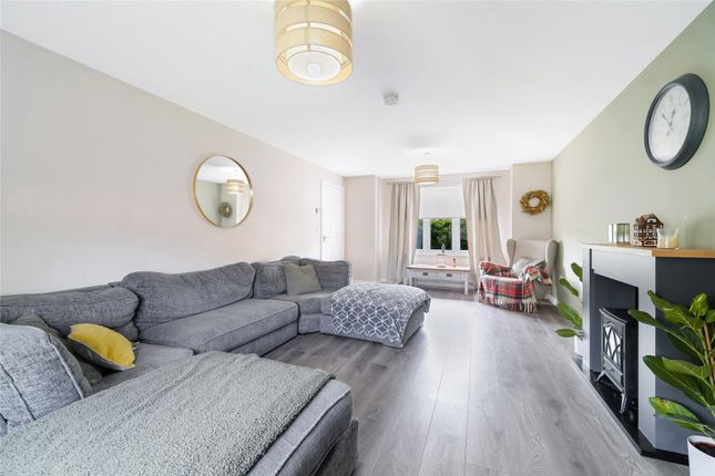 2, Duncarron Terrace, Lanarkshire photo 4