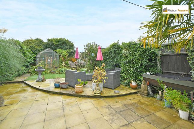 Town house for sale in Rookery Crescent, Cresswell