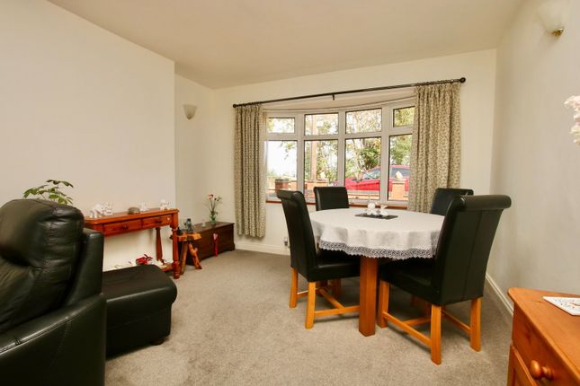 8, Hill Road, Nottingham photo 3