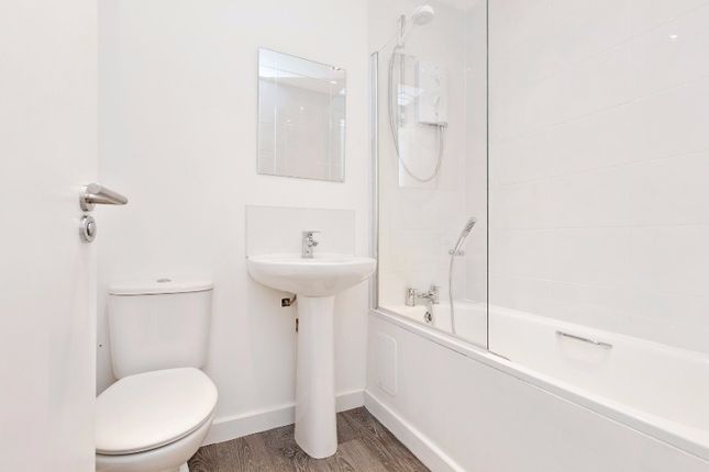 Flat to rent in Maryhill Road, Maryhill, Glasgow