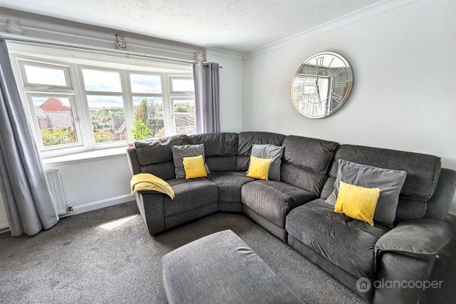16 Hayes Road, Nuneaton, Warwickshire photo 4