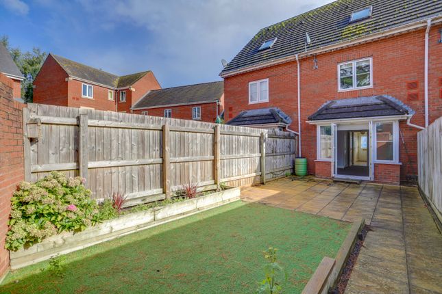 Town house for sale in Powlesland Road, Alphington, Exeter