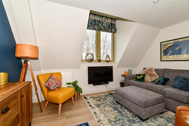 Flat for sale in Mill Bay Lane, Horsham, West Sussex