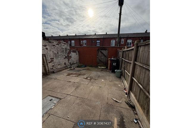 Dunstan St, Bolton photo 4