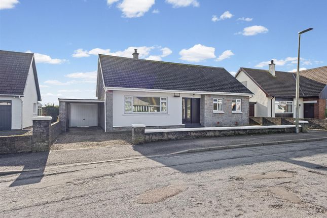2-bed bungalow on 30, Hills Road, Strathaven, £270,000