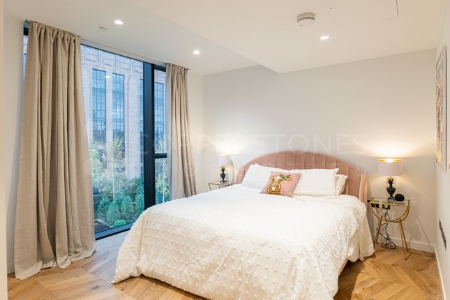 Flat for sale in Circus Road East, London