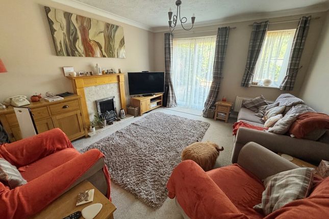 75 Maylam Gardens, Sittingbourne photo 4