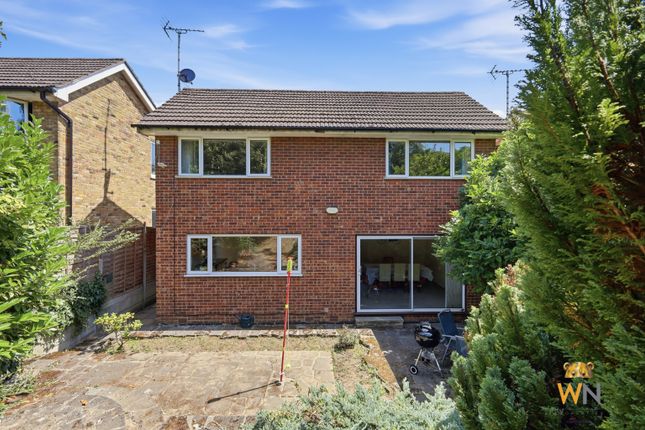10, Queens Road, Brentwood photo 3