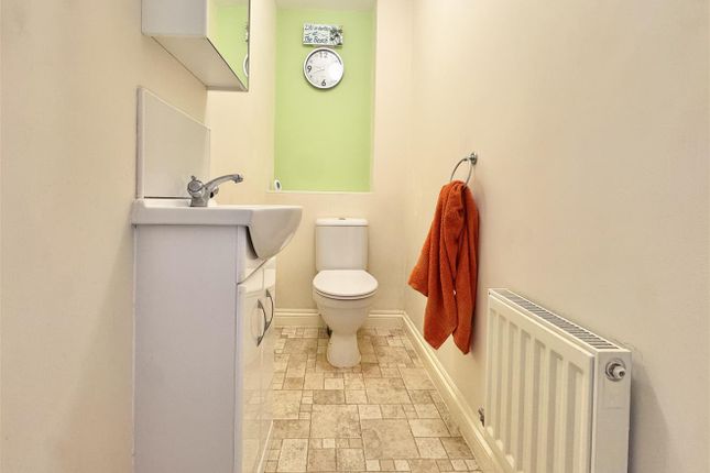 8, Little Court, Burnham-On-Sea photo 3