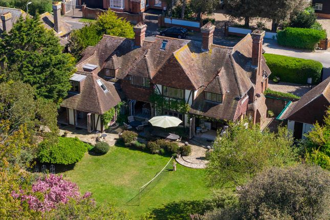 Flat Fitzroy Lodge, 71, Fitzroy Avenue, Kent photo 3