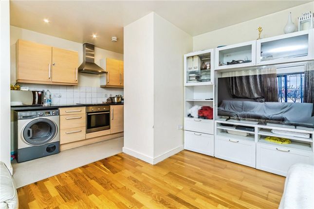 Flat 55, Radnor House, 1272, London Road, London photo 3