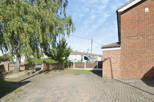 Lodge Lane, Romford photo 2