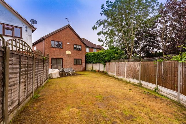 Elm Gardens, North Weald, Epping CM16, 4 bedroom detached house for ...