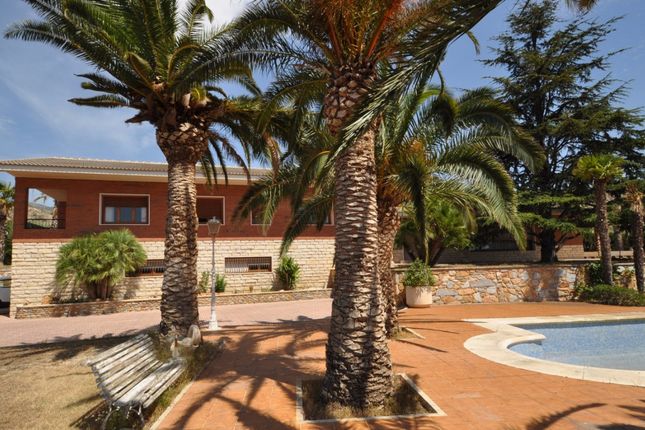 Thumbnail Villa for sale in 03600 Elda, Alicante, Spain