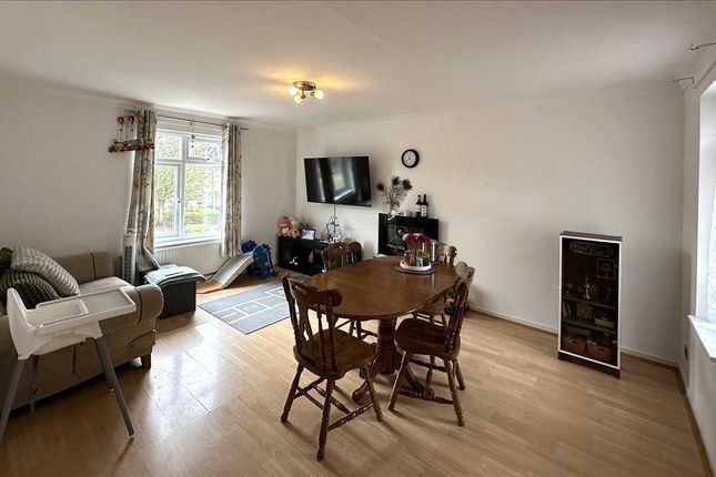 2, Tideswell Court, off Mansfield Road, Scunthorpe photo 4