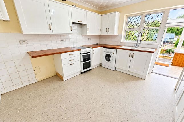 Highlands, Alpha Road, Clacton-on-Sea photo 3