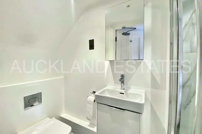 17 Clare Hall Manor, Blanche Lane, Potters Bar photo 4