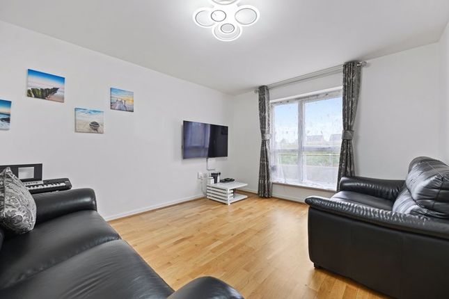 5, Duffy Avenue, Harrow photo 2