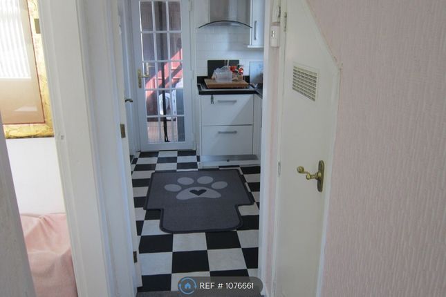 Rochdale Road, Middleton Slattocks, Manchester photo 5