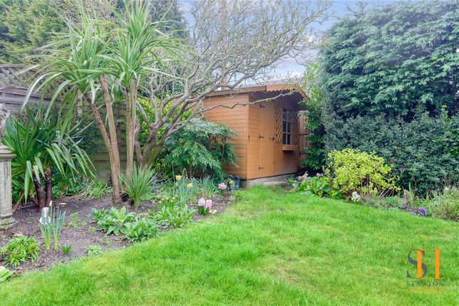 Bungalow for sale in Ethelred Gardens, Wickford, Essex