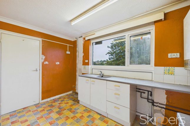 12 Fenner Close, Folkestone photo 4