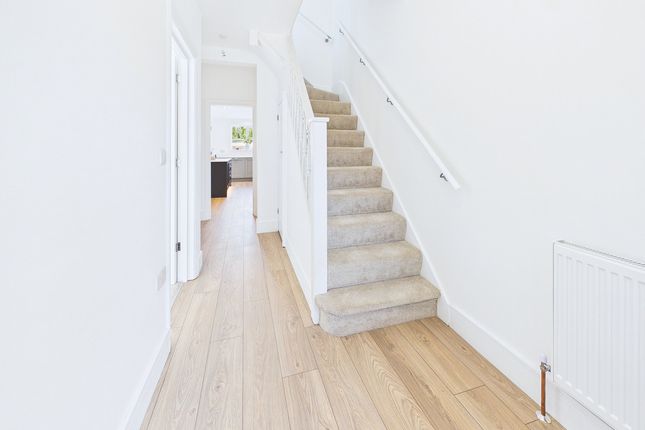 155, Cornwall Road, Ruislip photo 2
