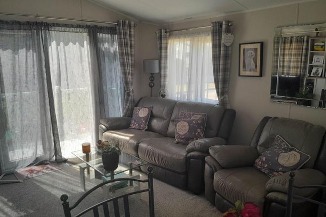 Holiday Home, Willerby Sheraton, Meadow Lane, Twyning photo 2