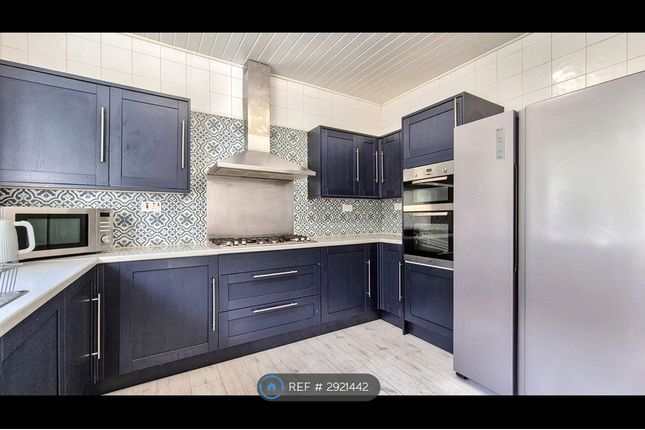 Room, Nant Y Gro Garth Road, Bangor photo 2