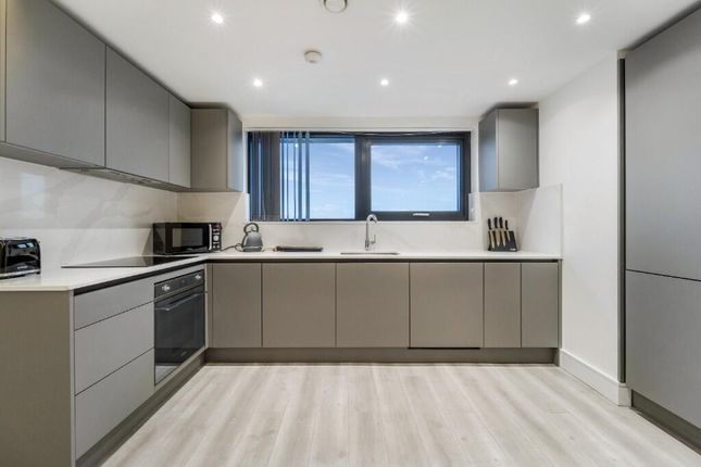 2 bed flat to rent