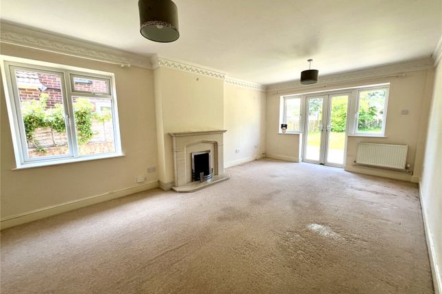 42, Wood Street, Aldershot photo 2